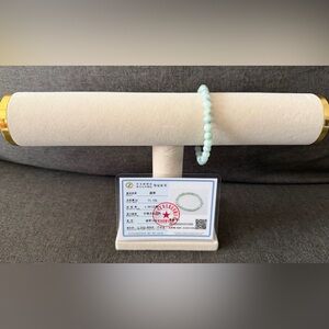 Elegant Jade Beaded Bracelet